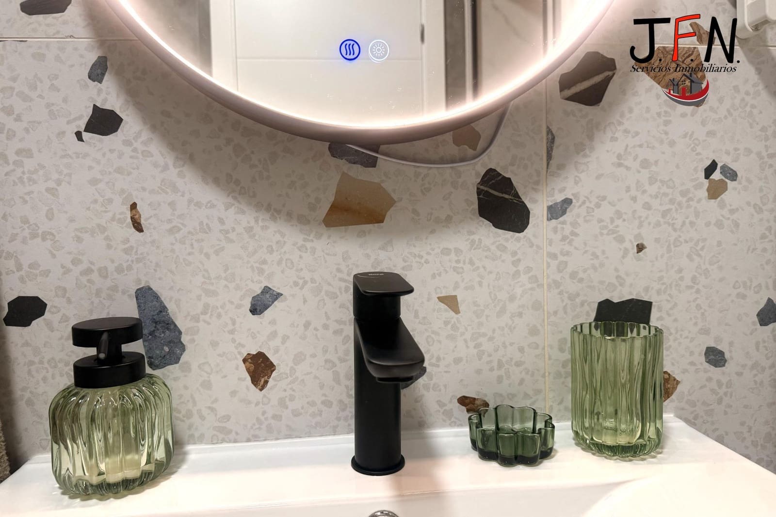 Appartement de 2 chambres à louer à Caleta de Fuste avec piscine - 1 600 € (Ref: 9773176)