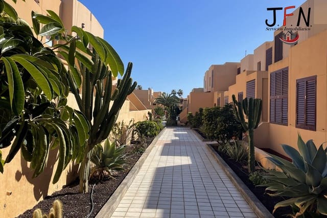 2 camera da letto Appartamento da affittare in Caleta de Fuste, Antigua con piscina - 1.600 € (Rif: 9773176)