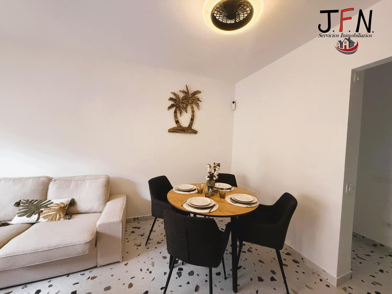 Appartement de 2 chambres à louer à Caleta de Fuste avec piscine - 1 600 € (Ref: 9773176)