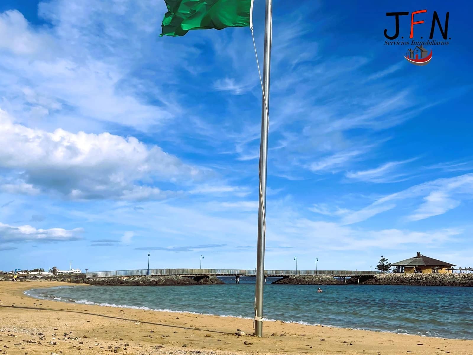 Appartement de 2 chambres à louer à Caleta de Fuste avec piscine - 1 600 € (Ref: 9773176)