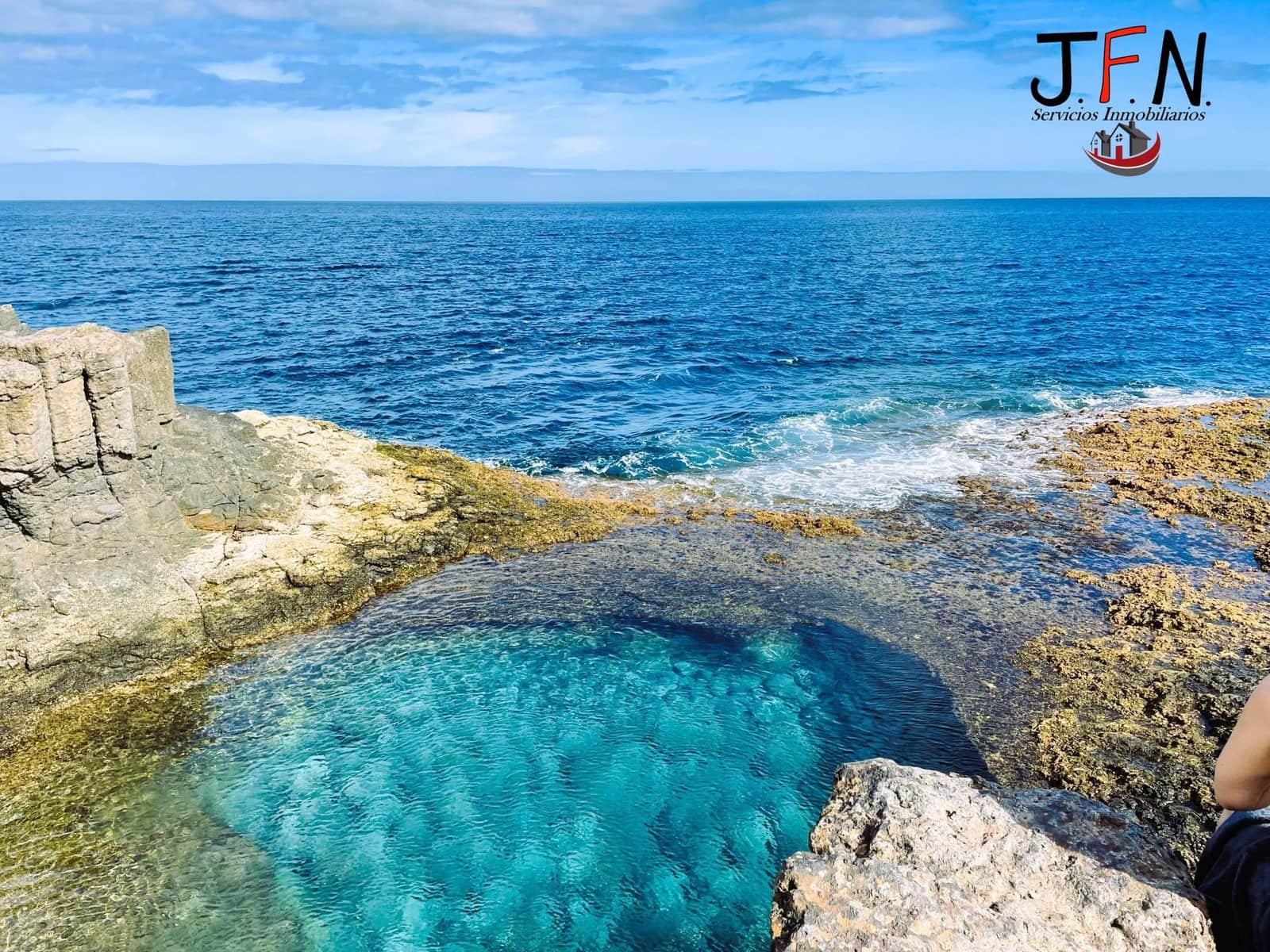 Appartement de 2 chambres à louer à Caleta de Fuste avec piscine - 1 600 € (Ref: 9773176)