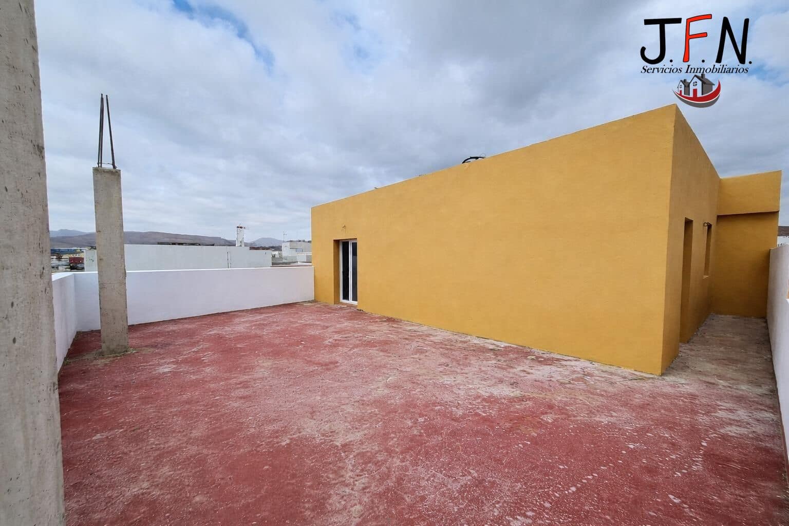 2 soveværelse Lejlighed til salg i Puerto del Rosario - € 180.000 (Ref: 9778271)