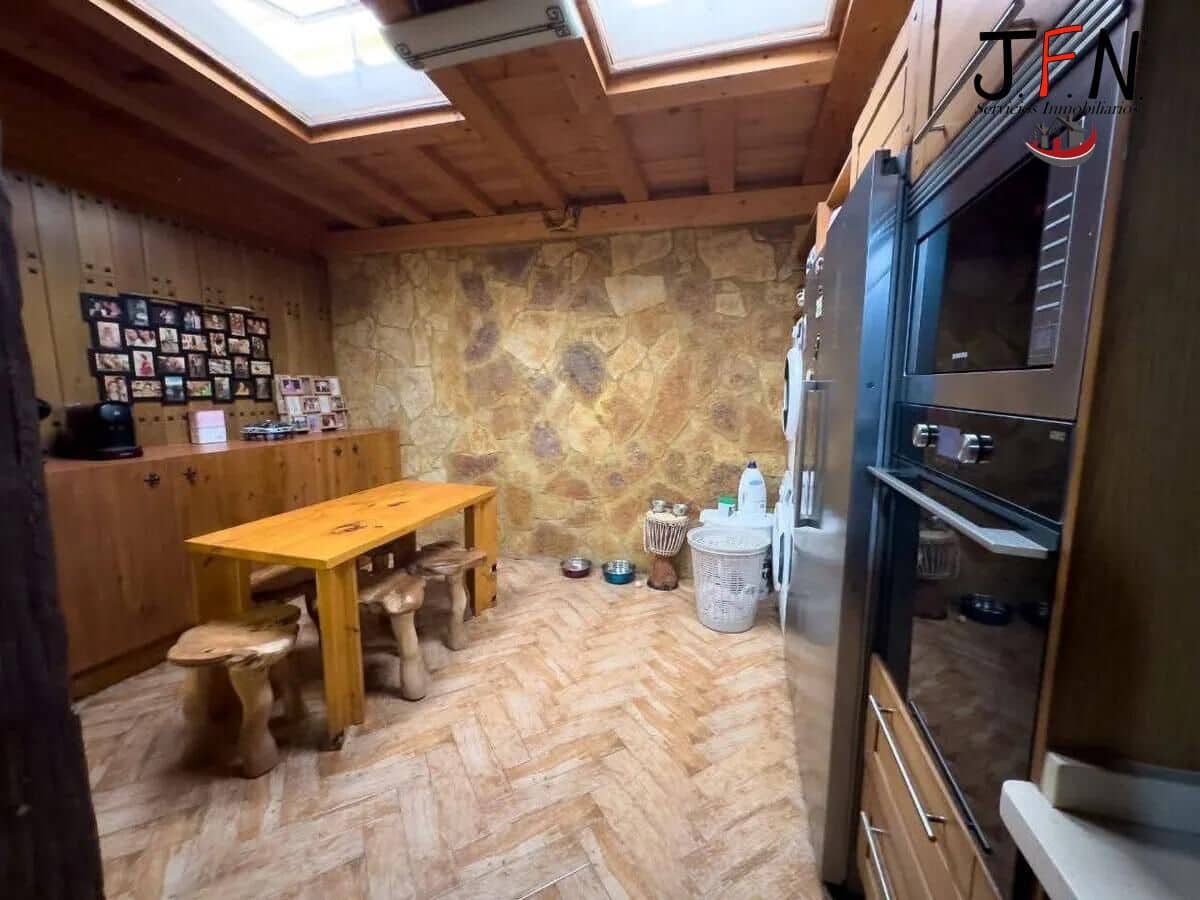 3 bedroom Apartment for sale in El Matorral - € 236,000 (Ref: 9797232)