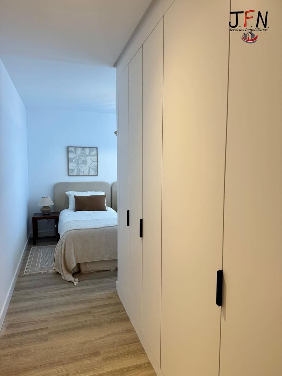 3 slaapkamer Appartement te koop in Caleta de Fuste met zwembad - € 290.000 (Ref: 9799392)