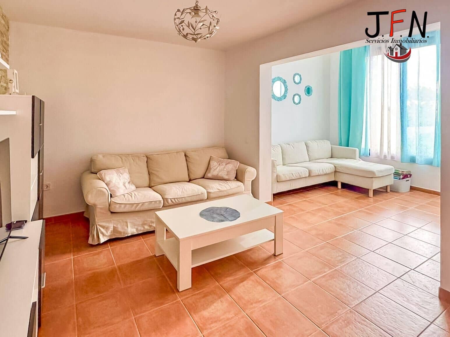 2 bedroom Terraced Villa for sale in Caleta de Fuste with garage - € 249,000 (Ref: 9818325)