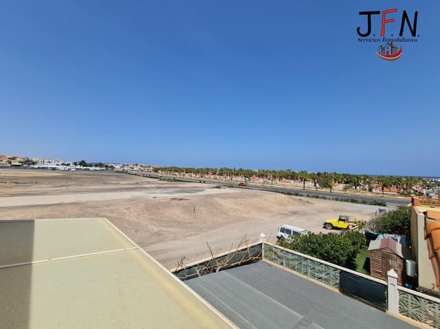 2 camera da letto Villa da affittare in Caleta de Fuste, Antigua con piscina garage - 1.500 € (Rif: 9823009)