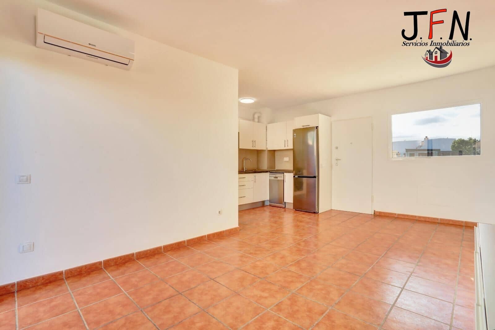 2 makuuhuone Huoneisto myytävänä paikassa Corralejo mukana uima-altaan - 248 000 € (Ref: 9833755)