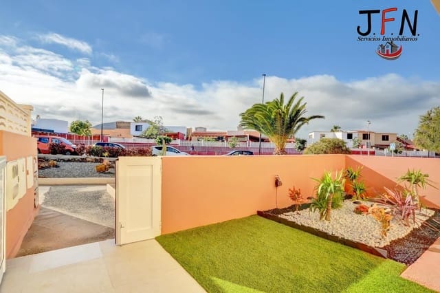 2 makuuhuone Huoneisto myytävänä paikassa Corralejo, La Oliva mukana uima-altaan - 248 000 € (Ref: 9833755)