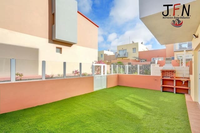 2 makuuhuone Huoneisto myytävänä paikassa Corralejo, La Oliva mukana uima-altaan - 248 000 € (Ref: 9833755)
