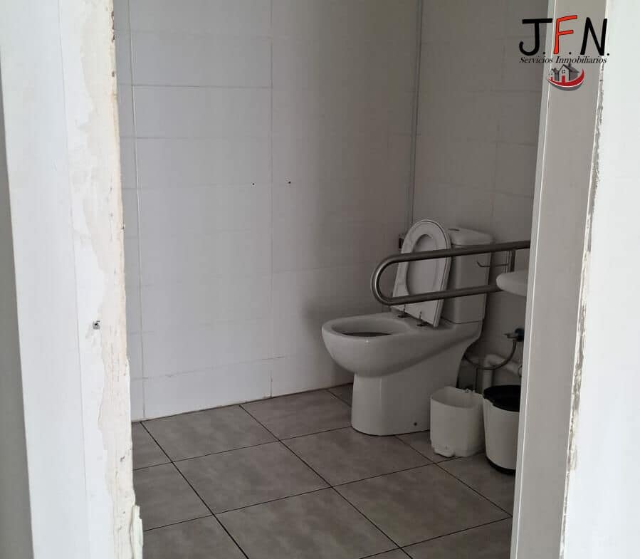 Local Comercial en Corralejo en alquiler - 1.950 € (Ref: 9833758)