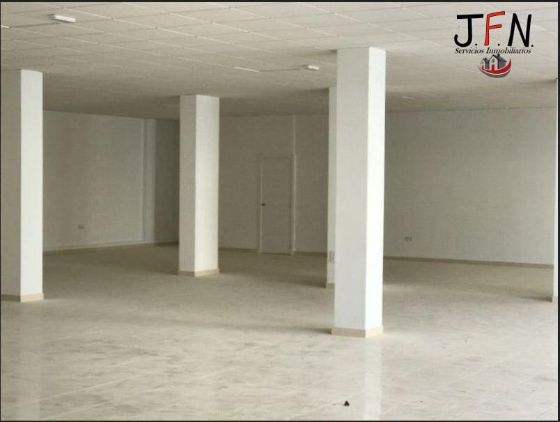 Local Comercial en Puerto del Rosario en alquiler - 3.200 € (Ref: 9833760)