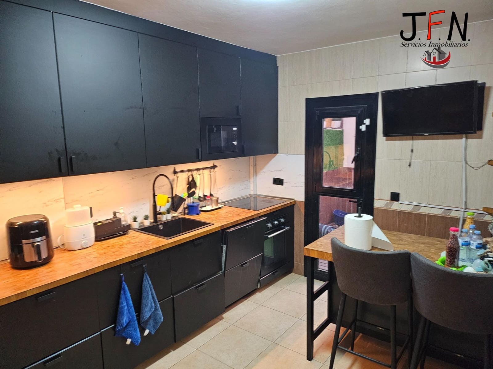 4 bedroom Apartment for sale in El Matorral with garage - € 295,000 (Ref: 9846523)