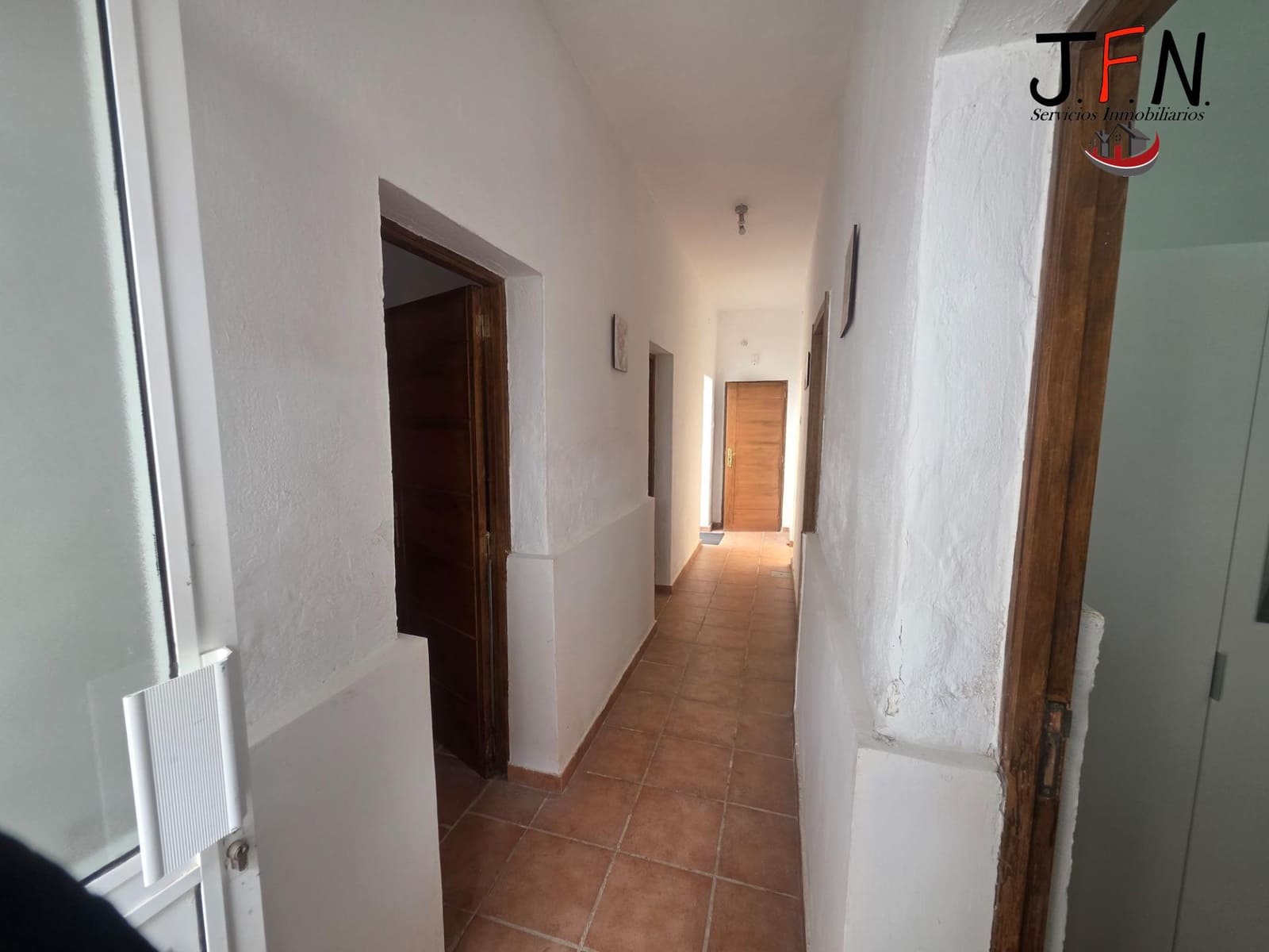 6 bedroom Villa for sale in Puerto del Rosario - € 299,000 (Ref: 9855560)
