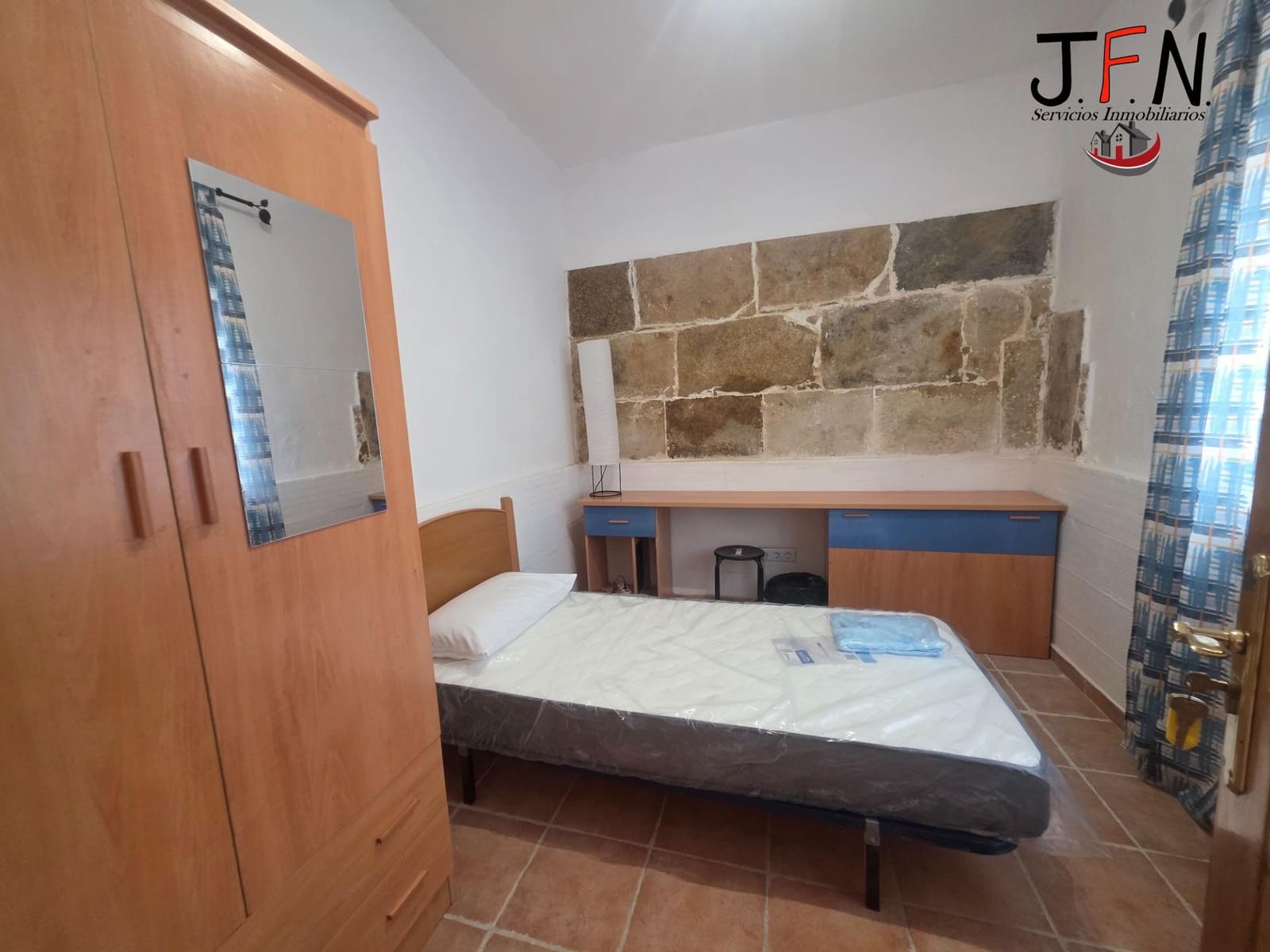 6 bedroom Villa for sale in Puerto del Rosario - € 299,000 (Ref: 9855560)