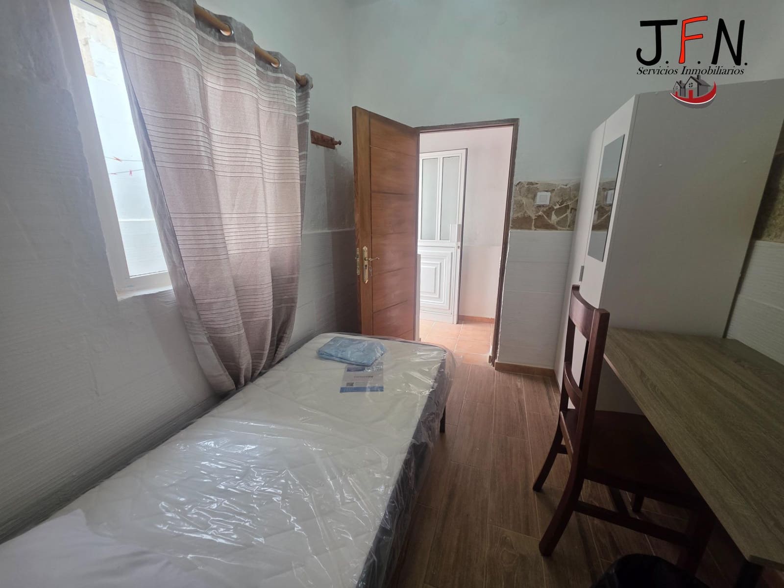 6 bedroom Villa for sale in Puerto del Rosario - € 299,000 (Ref: 9855560)