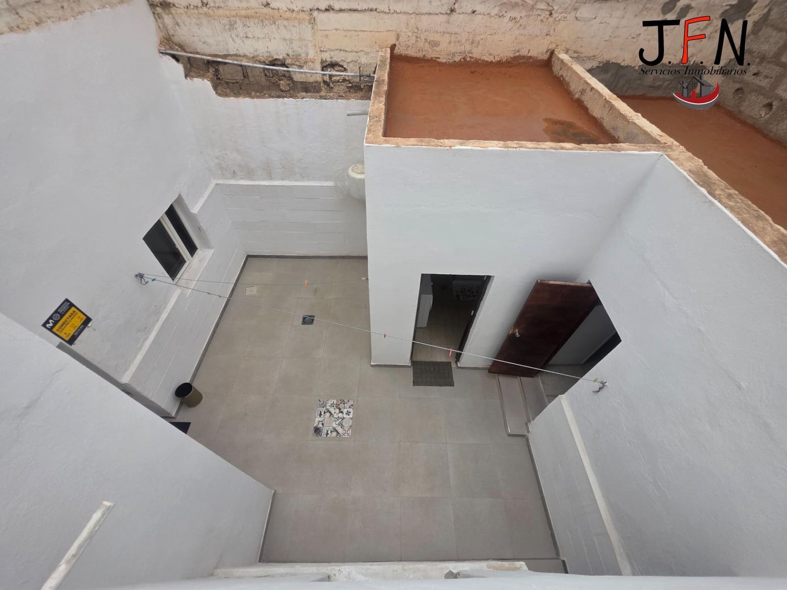 6 bedroom Villa for sale in Puerto del Rosario - € 299,000 (Ref: 9855560)