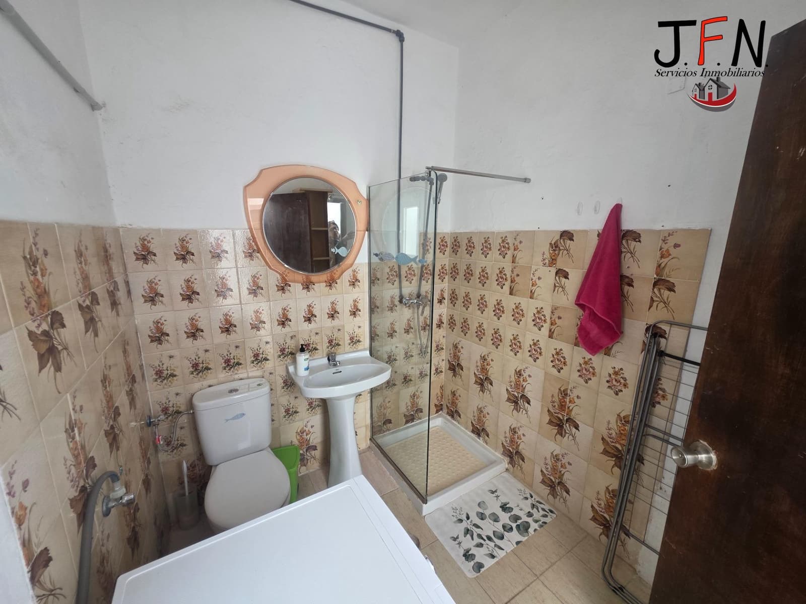 6 bedroom Villa for sale in Puerto del Rosario - € 299,000 (Ref: 9855560)