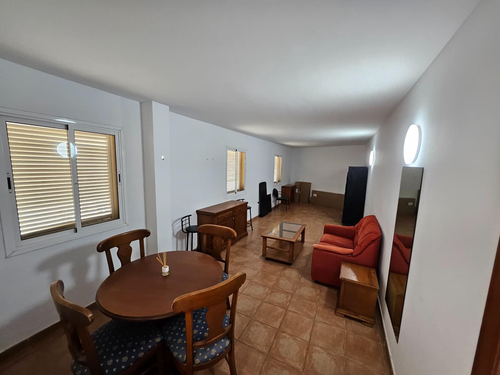 2 bedroom Apartment for sale in Antigua with pool - € 160,000 (Ref: 9952717)