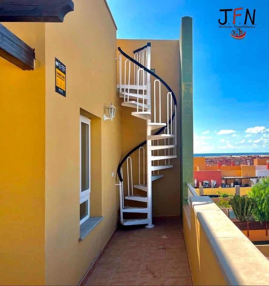 2 quarto Apartamento para venda em Corralejo com piscina - 255 000 € (Ref: 9958064)