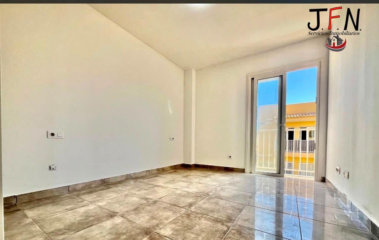 2 quarto Apartamento para venda em Corralejo com piscina - 255 000 € (Ref: 9958064)