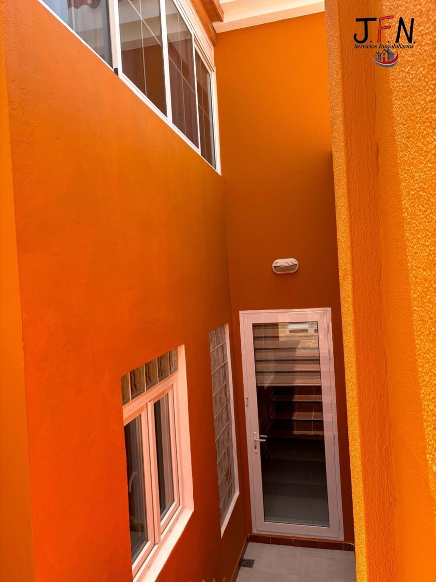4 soveværelse Villa til salg i Caleta de Fuste - € 420.000 (Ref: 9965365)