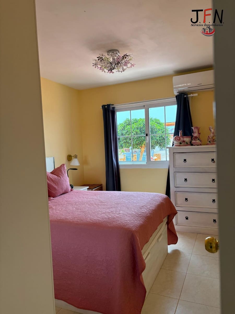 4 soveværelse Villa til salg i Caleta de Fuste - € 420.000 (Ref: 9965365)