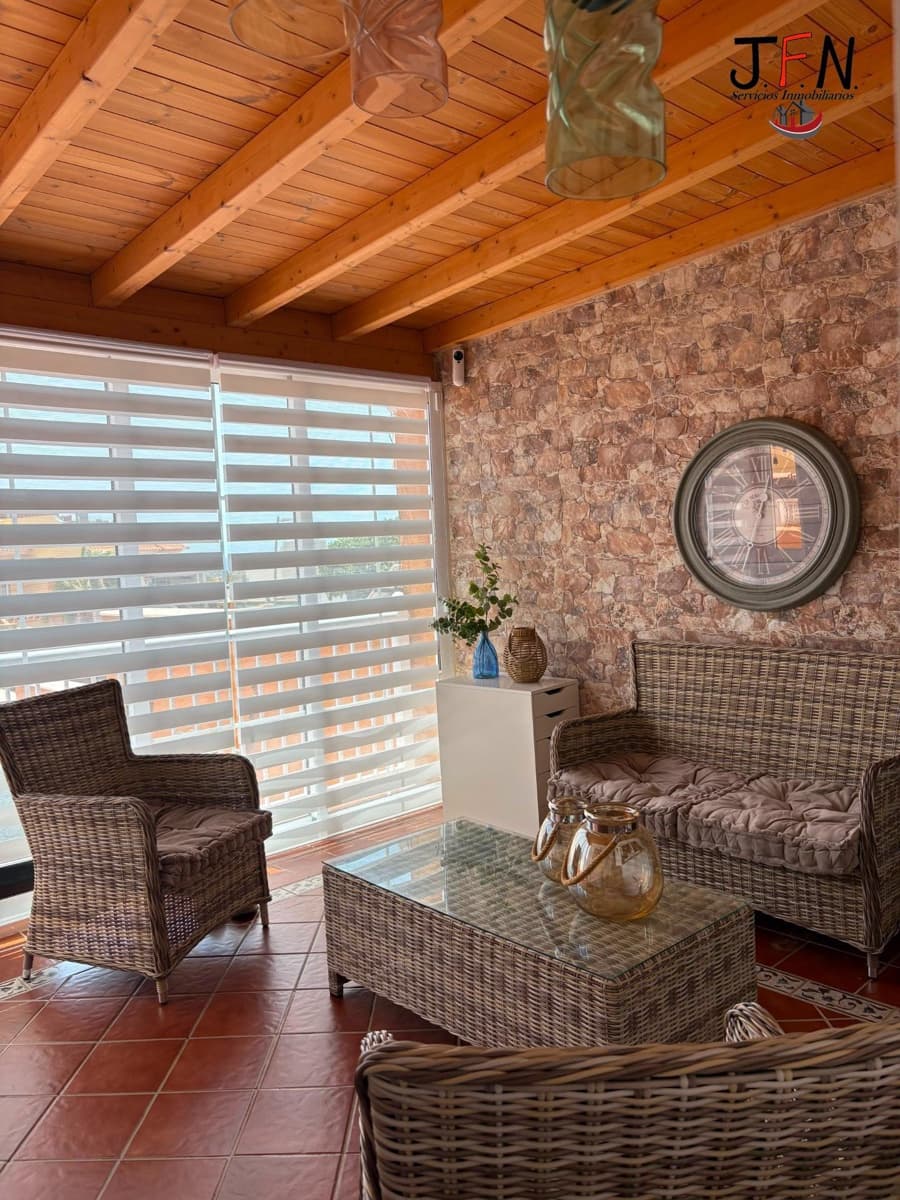 4 soveværelse Villa til salg i Caleta de Fuste - € 420.000 (Ref: 9965365)