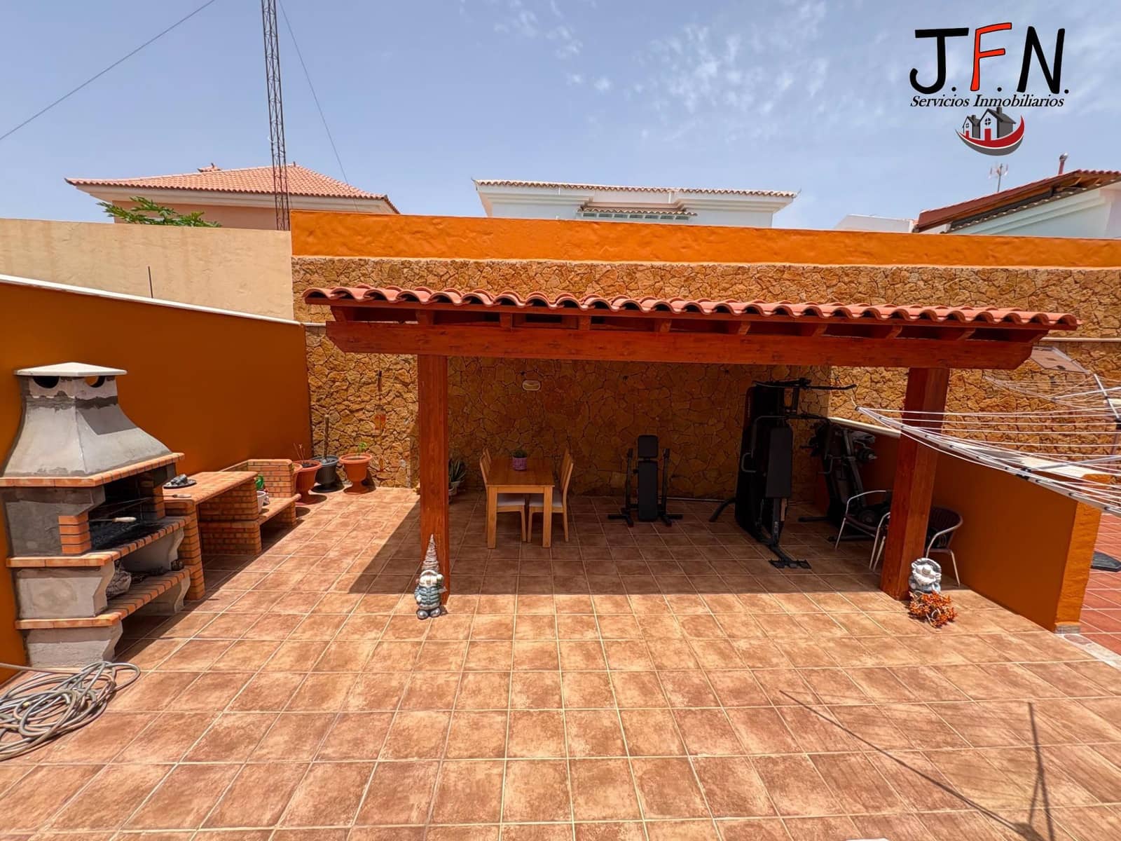4 soveværelse Villa til salg i Caleta de Fuste - € 420.000 (Ref: 9965365)