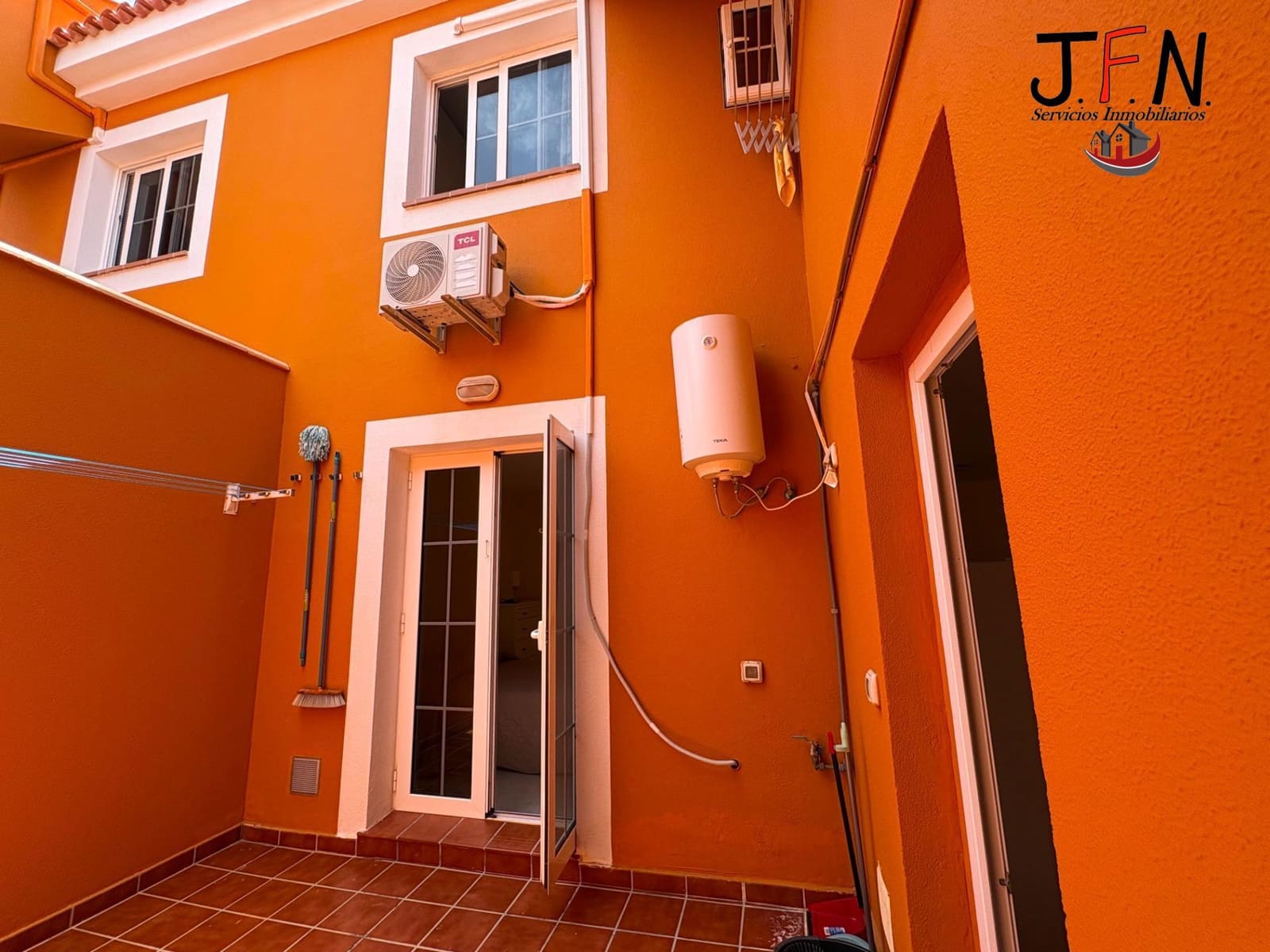 4 soveværelse Villa til salg i Caleta de Fuste - € 420.000 (Ref: 9965365)