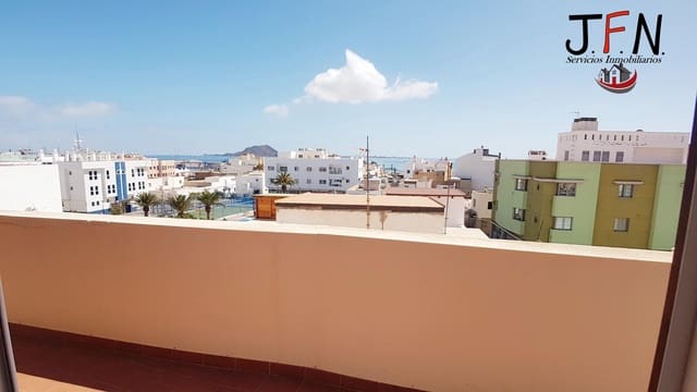 2 soveværelse Lejlighed til salg i Corralejo, La Oliva med garage - € 310.000 (Ref: 9966724)