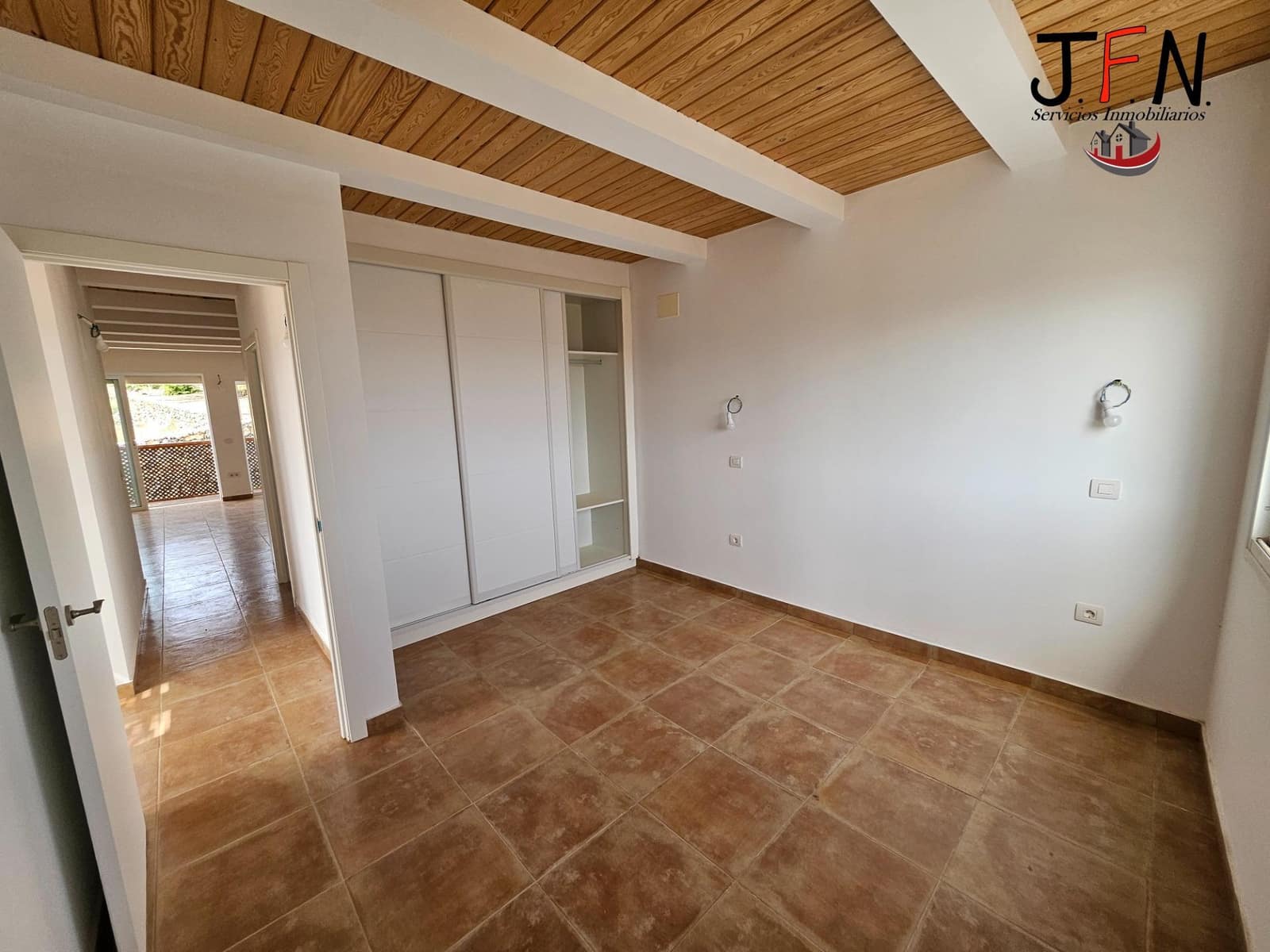 1 makuuhuone Huvila myytävänä paikassa La Oliva - 310 000 € (Ref: 9975529)