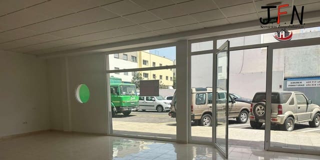 Commerciale da affittare in Puerto del Rosario - 3.200 € (Rif: 9990800)