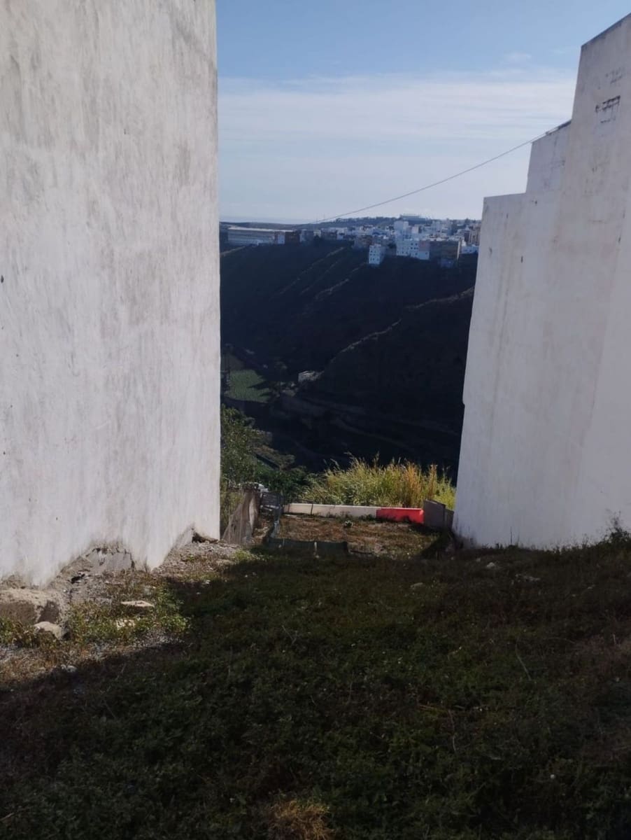 Działka budowlana na sprzedaż w Las Palmas de Gran Canaria - 45 000 € (Ref: 9882243)