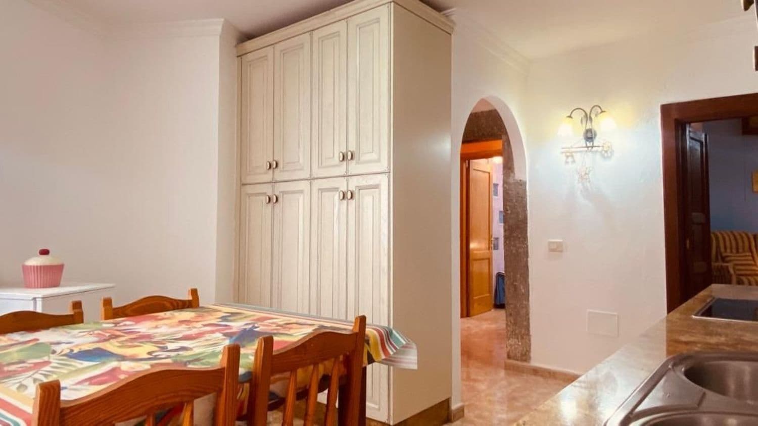 5 slaapkamer Villa te koop in Firgas - € 220.000 (Ref: 9882245)
