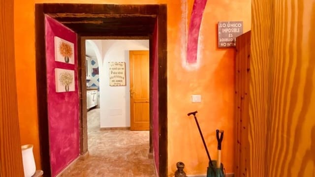 5 slaapkamer Villa te koop in Firgas - € 220.000 (Ref: 9882245)