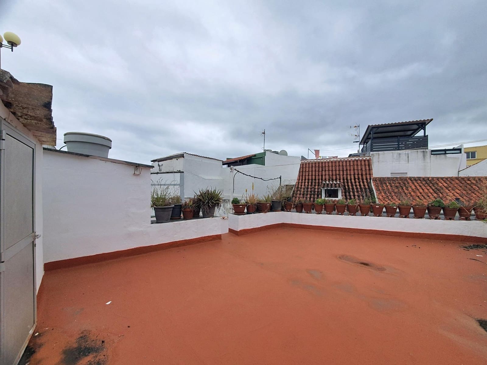 5 slaapkamer Villa te koop in Firgas - € 220.000 (Ref: 9882245)