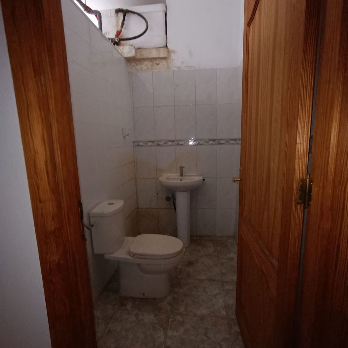 Commercial for rent in Las Palmas de Gran Canaria - € 2,250 (Ref: 9882246)