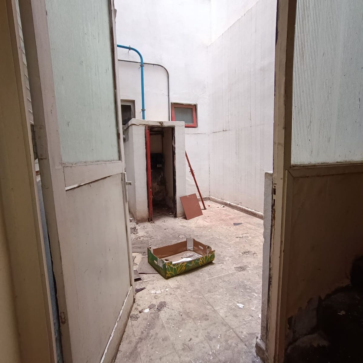 Commercial for rent in Las Palmas de Gran Canaria - € 2,250 (Ref: 9882246)
