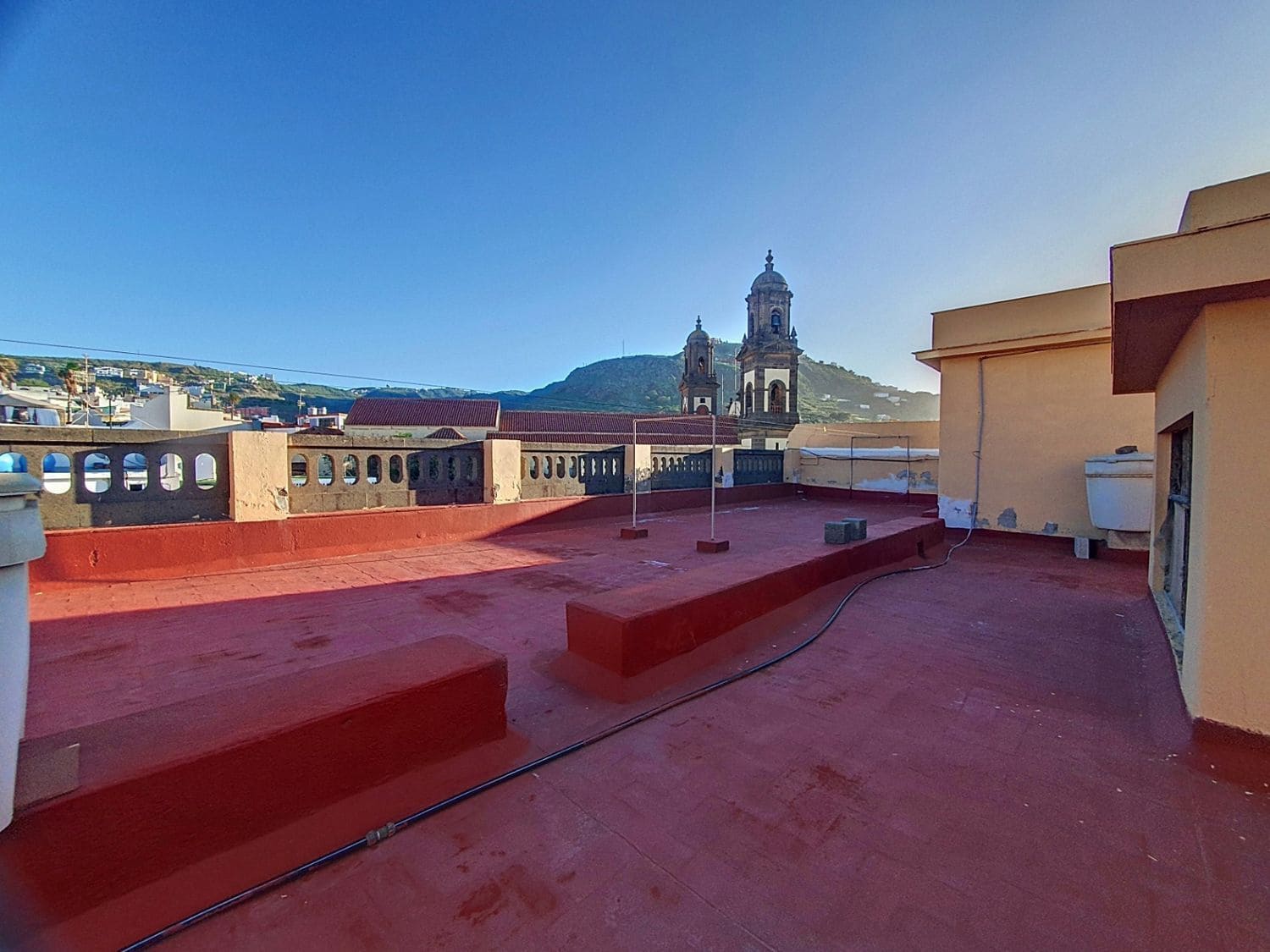 13 slaapkamer Villa te koop in Moya - € 850.000 (Ref: 9882247)