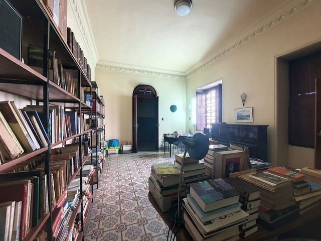 13 slaapkamer Villa te koop in Moya - € 850.000 (Ref: 9882247)