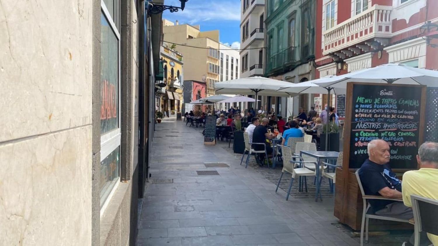 Commercial for rent in Las Palmas de Gran Canaria - € 6,000 (Ref: 9882248)