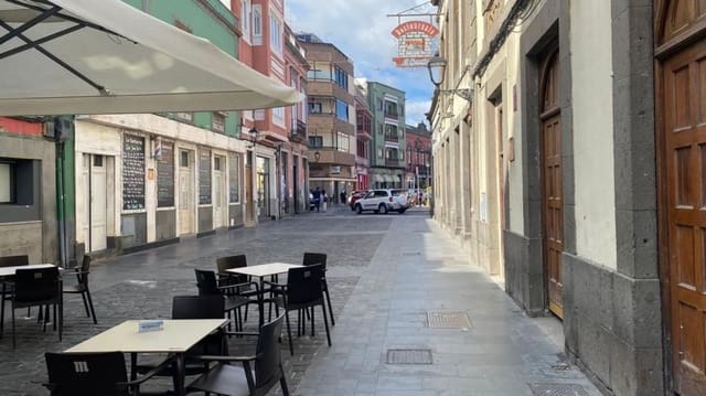 Komercyjne do wynajęcia w Vegueta, Las Palmas de Gran Canaria - 6 000 € (Ref: 9882248)
