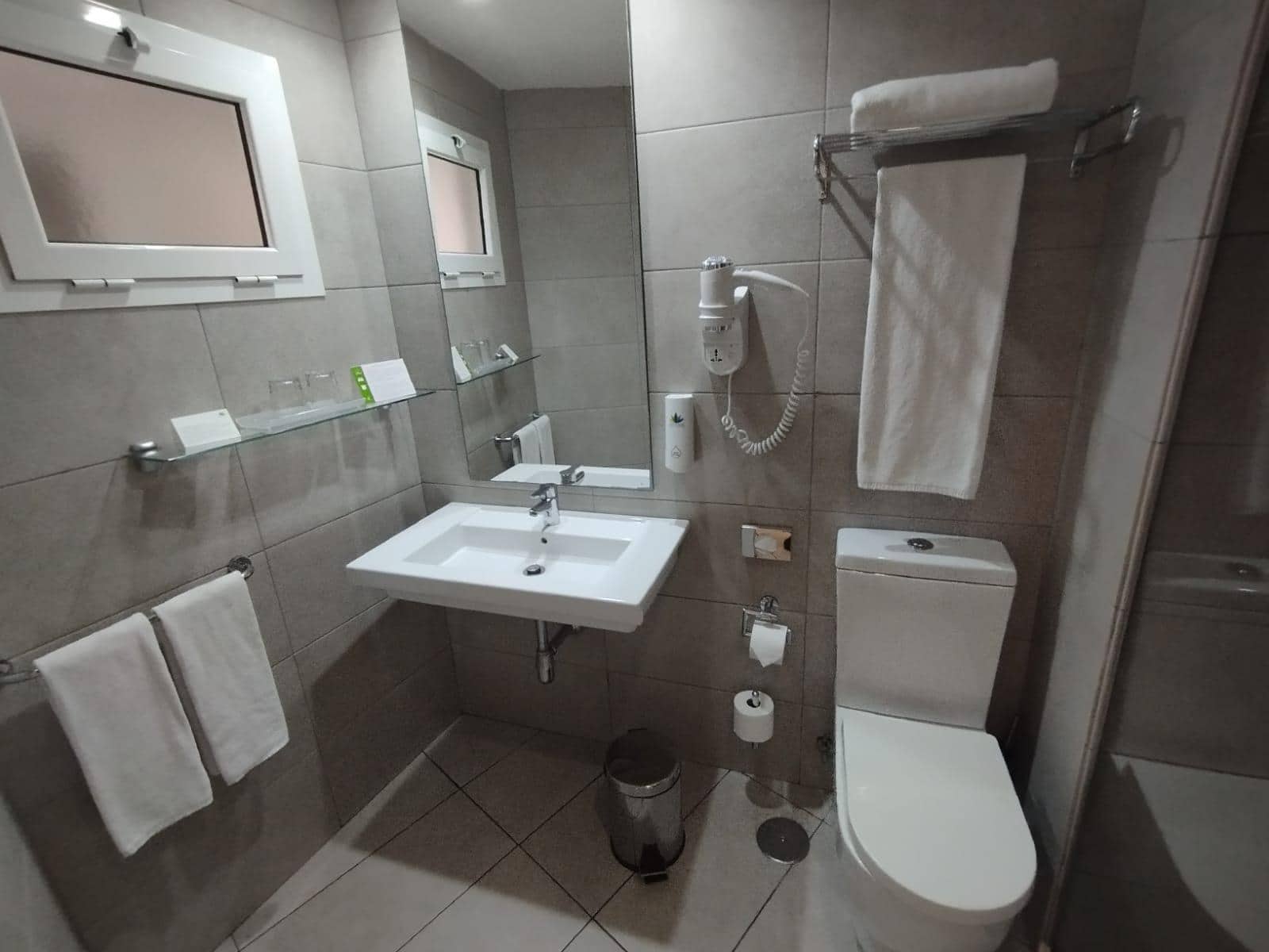 1 bedroom Apartment for sale in San Bartolome de Tirajana with pool garage - € 155,000 (Ref: 9882251)