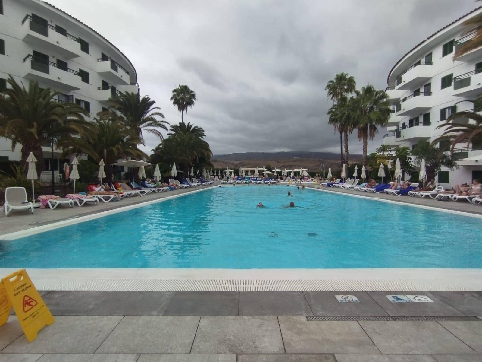 1 bedroom Apartment for sale in San Bartolome de Tirajana with pool garage - € 155,000 (Ref: 9882251)
