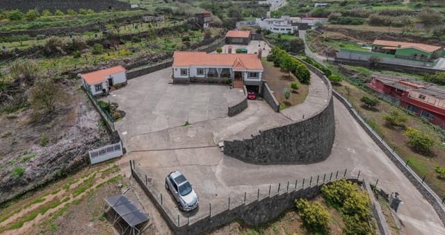 3 sypialnia Willa na sprzedaż w Vega de San Mateo z basenem garażem - 790 000 € (Ref: 9882252)