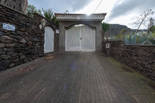 6 soverom Villa til salgs i Las Palmas de Gran Canaria - € 735 000 (Ref: 9882255)