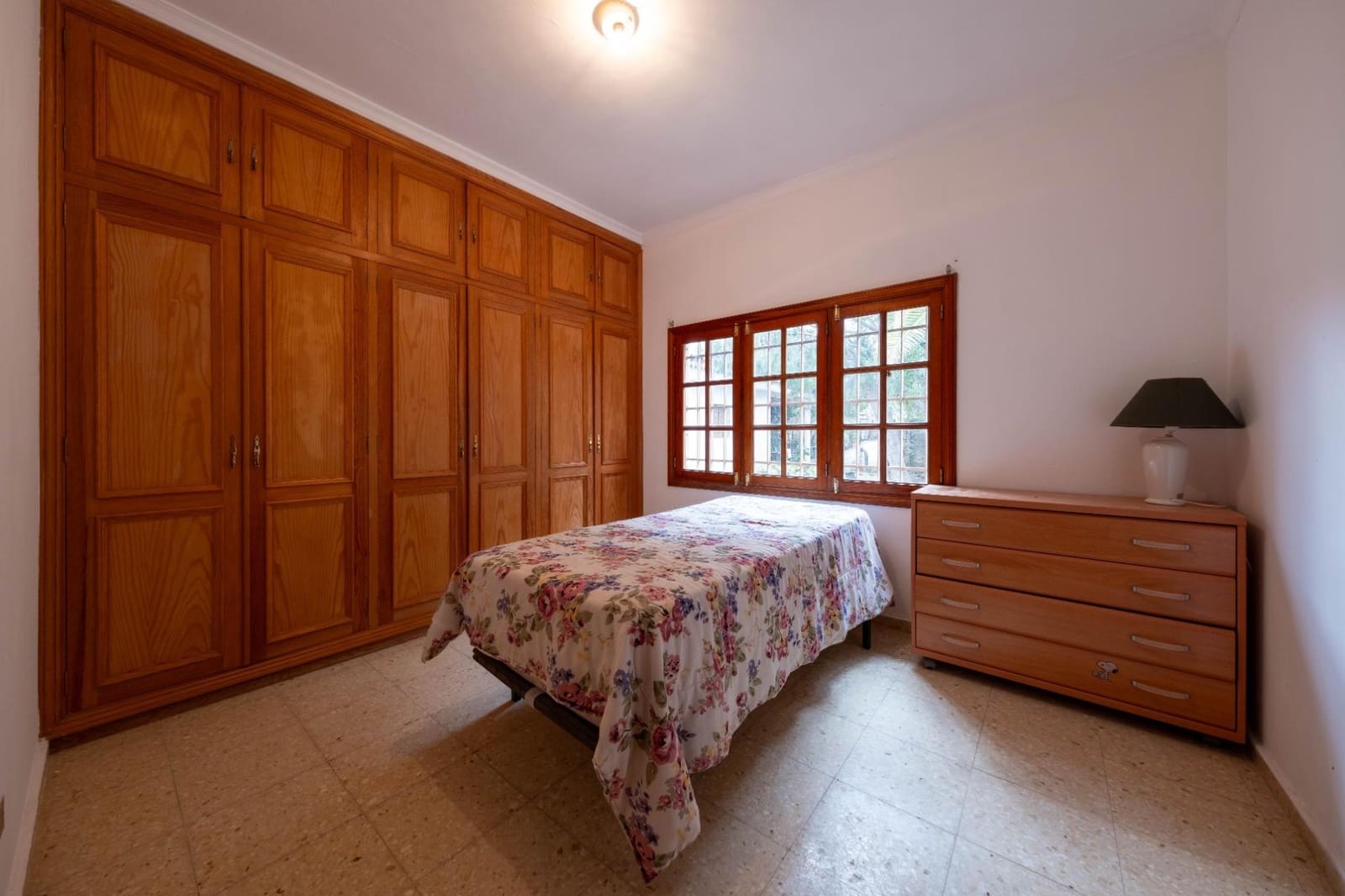 6 soverom Villa til salgs i Las Palmas de Gran Canaria - € 735 000 (Ref: 9882255)