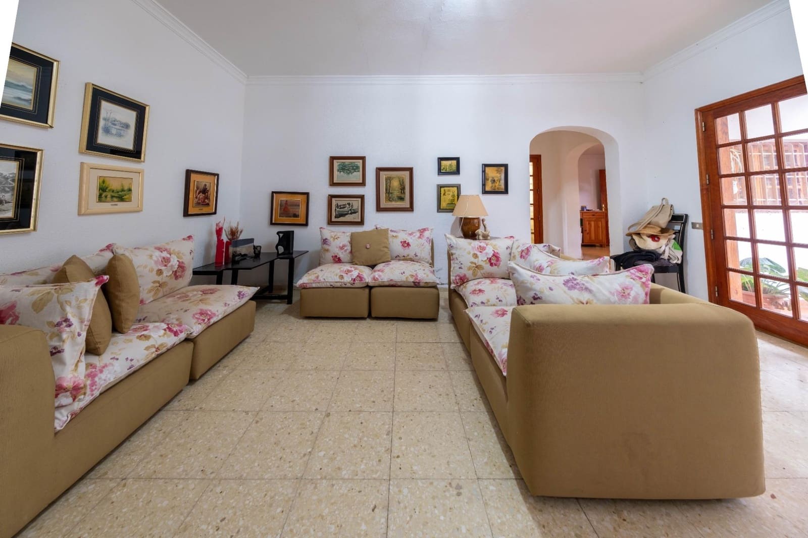 6 soverom Villa til salgs i Las Palmas de Gran Canaria - € 735 000 (Ref: 9882255)