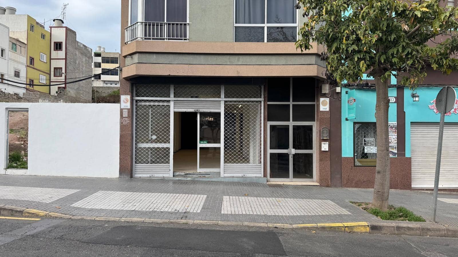 Comercial para venda em Las Palmas de Gran Canaria - 145 000 € (Ref: 9882256)