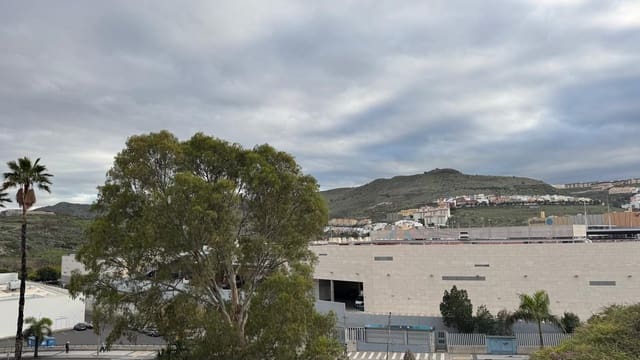 Comercial para venda em Tamaraceite, Las Palmas de Gran Canaria - 145 000 € (Ref: 9882256)
